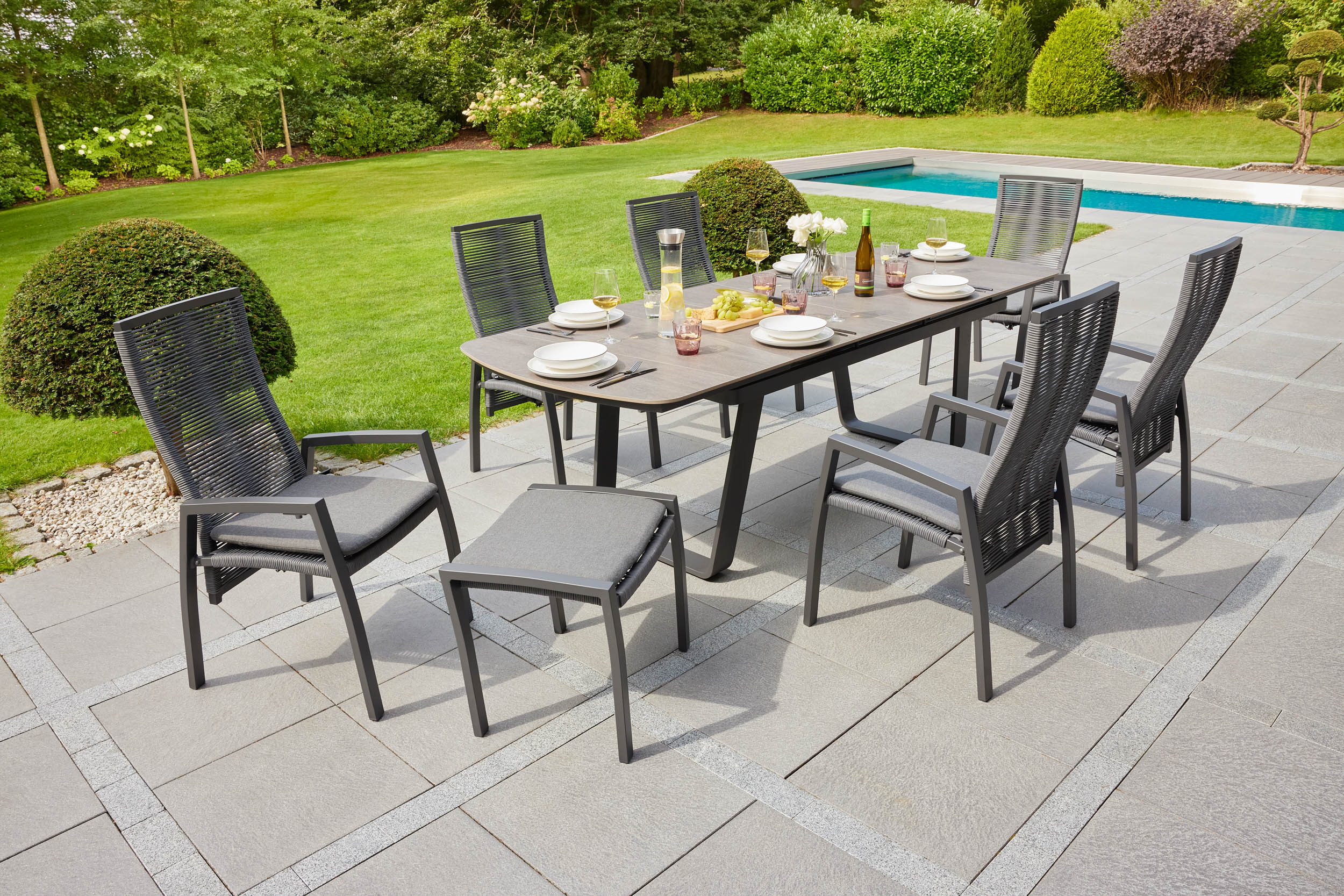 LC Garden »Diwo« Hocker anthrazit/grau Aluminium/Rope Fußbank mit Sitzkissen aus Sunbrella® Stoff
