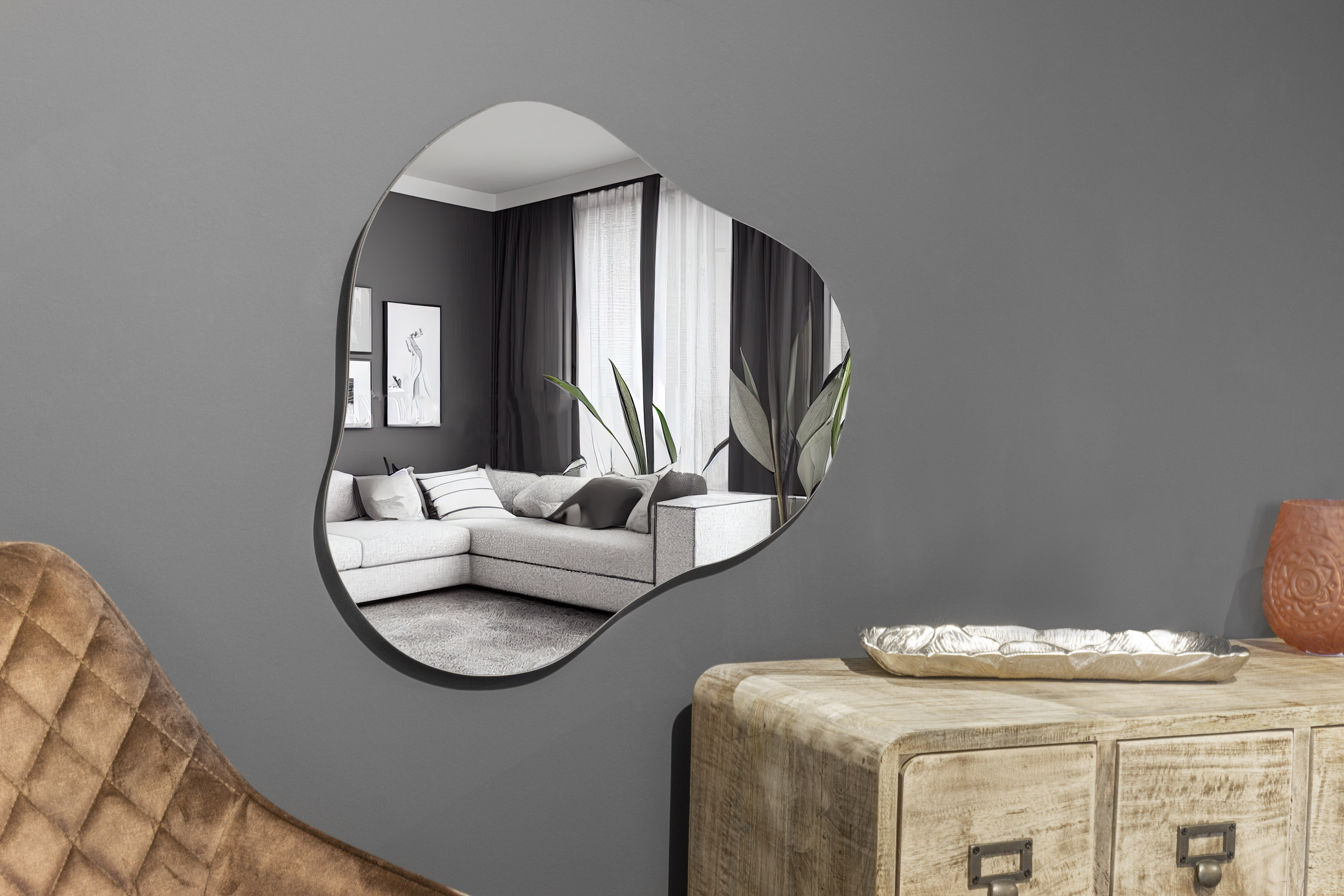 LC Home asymmetrischer Wandspiegel rahmenlos Design Tropfen Spiegel Ganzkörperspiegel Westwing Schminkspiegel 