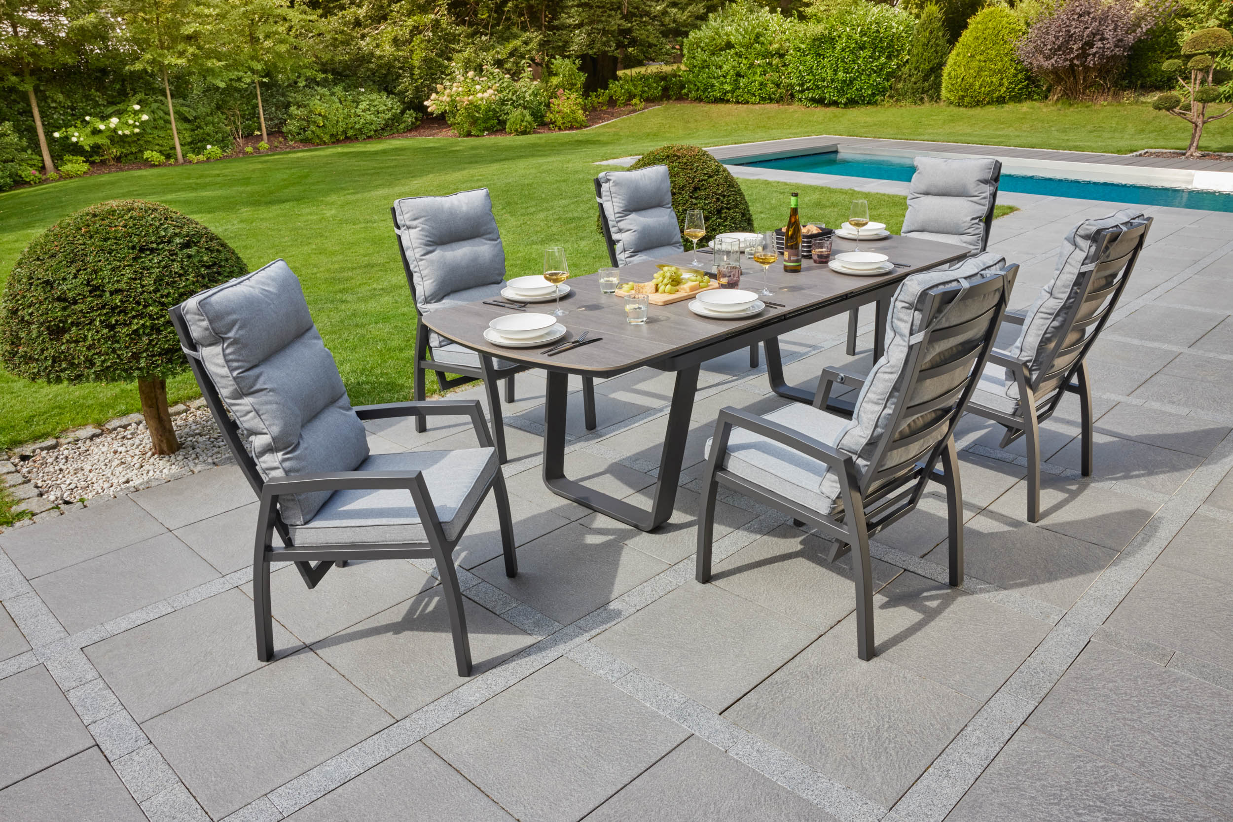LC Garden 4er Set »Diwo« Gartenstuhl anthrazit/grau Aluminium/Rope Positionsstuhl mit Sitzkissen aus Sunbrella® Stoff