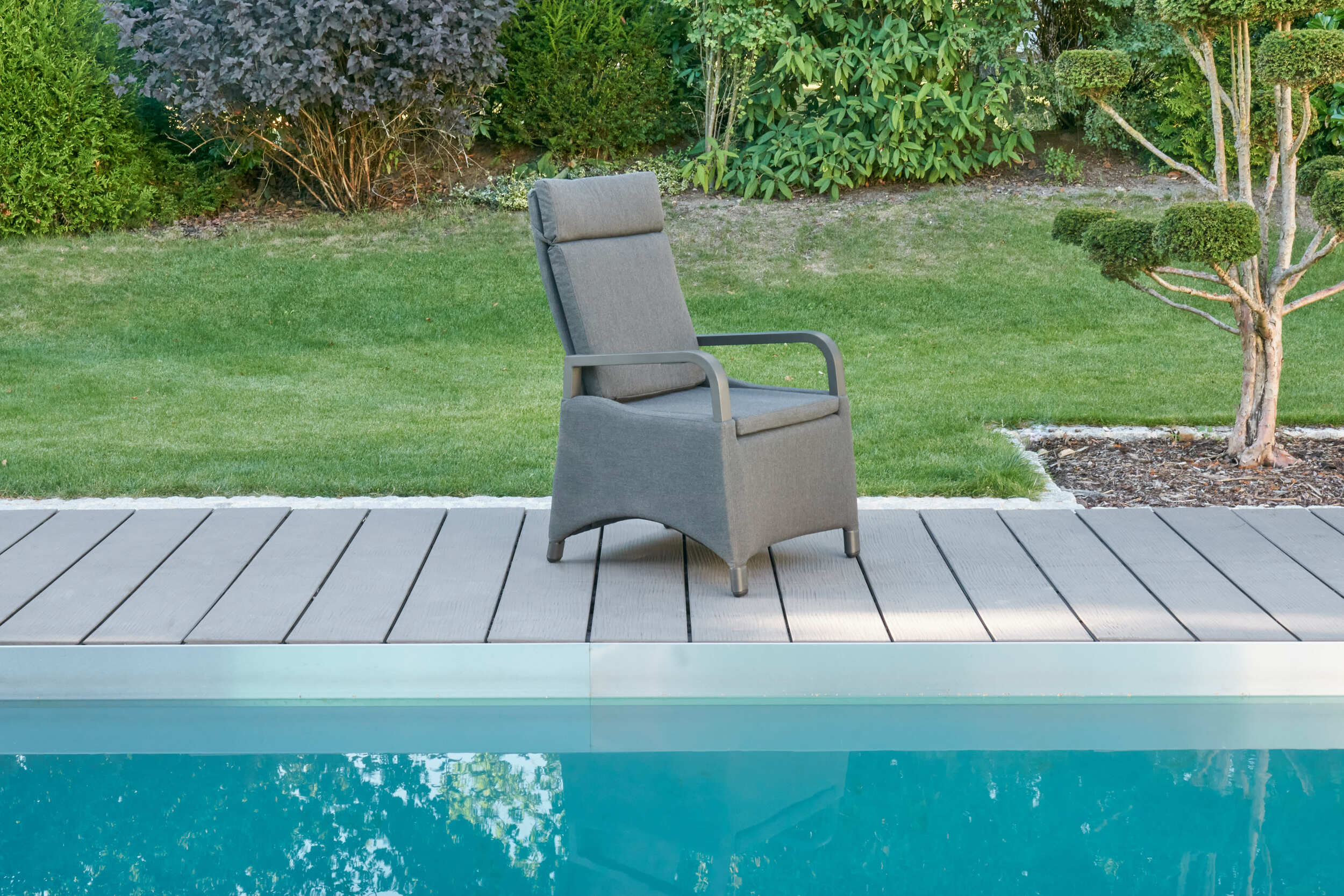 LC Garden »Galomo« Positionsstuhl anthrazit/sooty Gartenstuhl Sunbrella®-Bezug