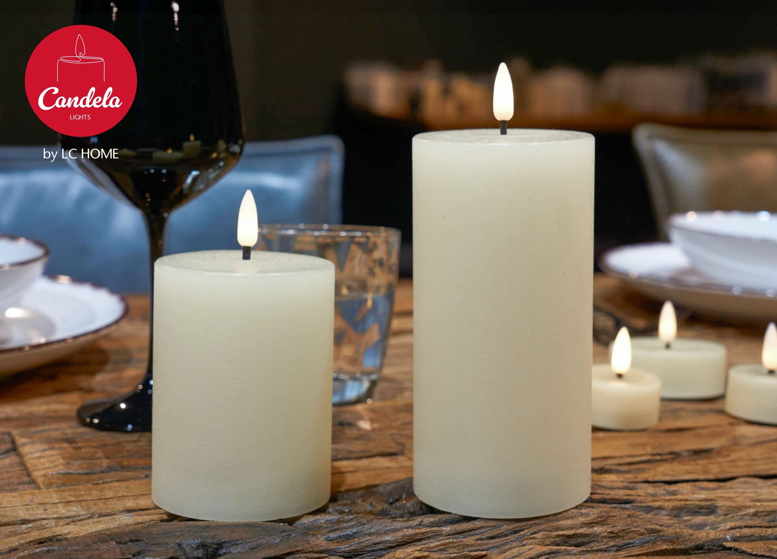 Candela Lights LED Kerzen 4er Set Ø7,5x10cm creme rustic Stumpenkerze Echtwachs mit Fernbedienung & Timerfunktion Flammenlose flackernde LED-Kerze mehrstufig dimmbar